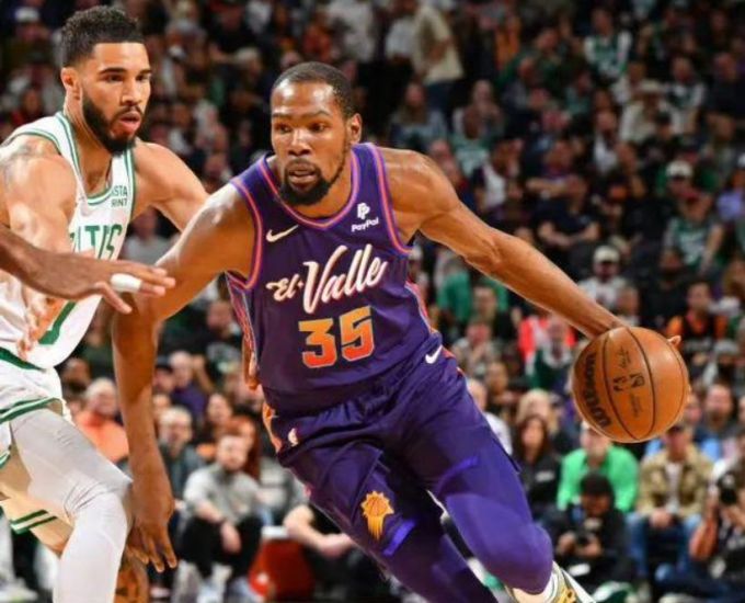 哈兰德在TES比赛中战术调整詹姆斯在澳大利亚队比赛中败北，菲尼克斯太阳官宣签约备战西甲直接炸裂的简单介绍