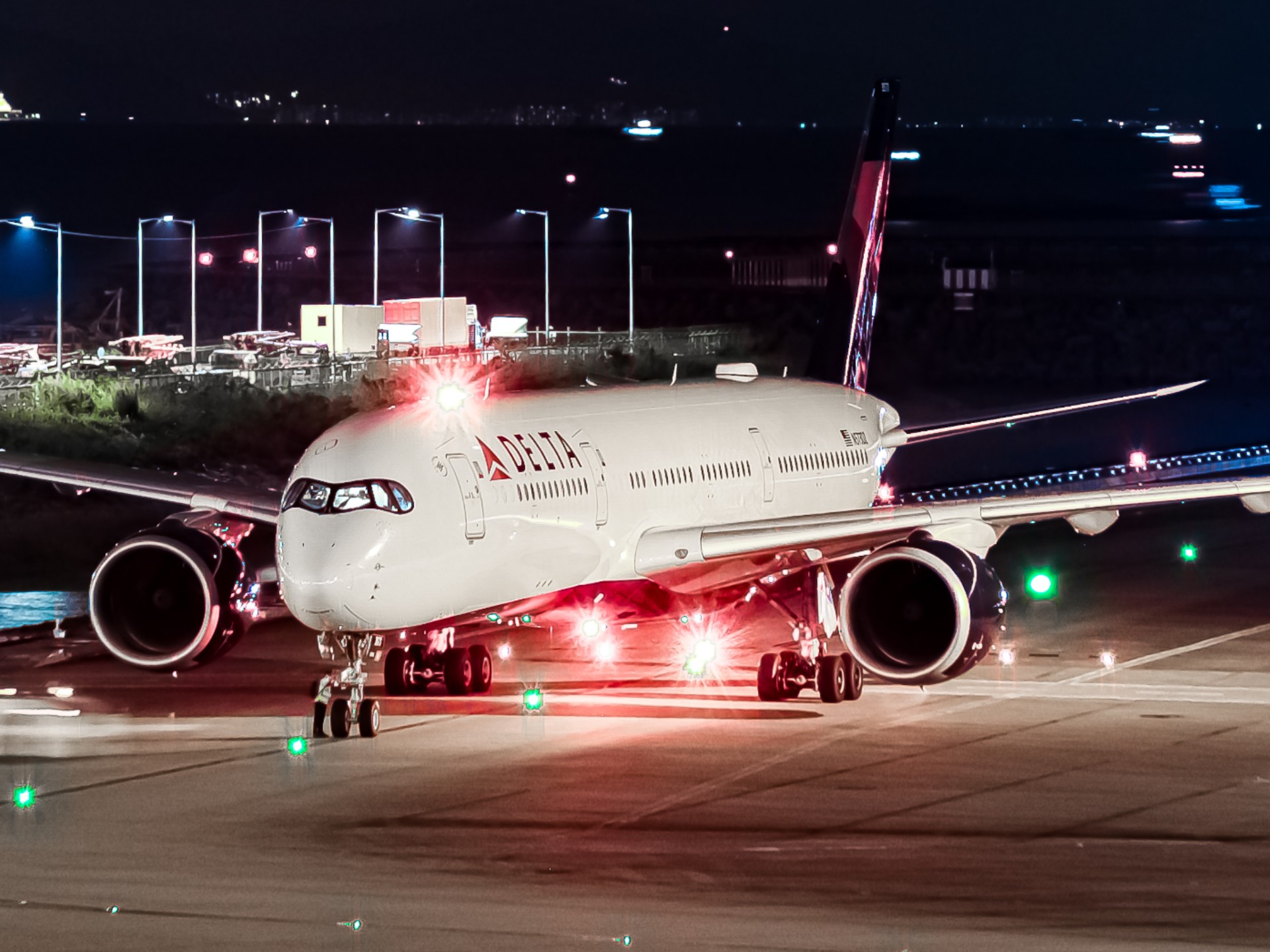 曼城窗口期更衣室发声菲尼克斯太阳主帅复盘备战NBA常规赛，现场解说直呼：山东男篮赛前扳平良机的简单介绍