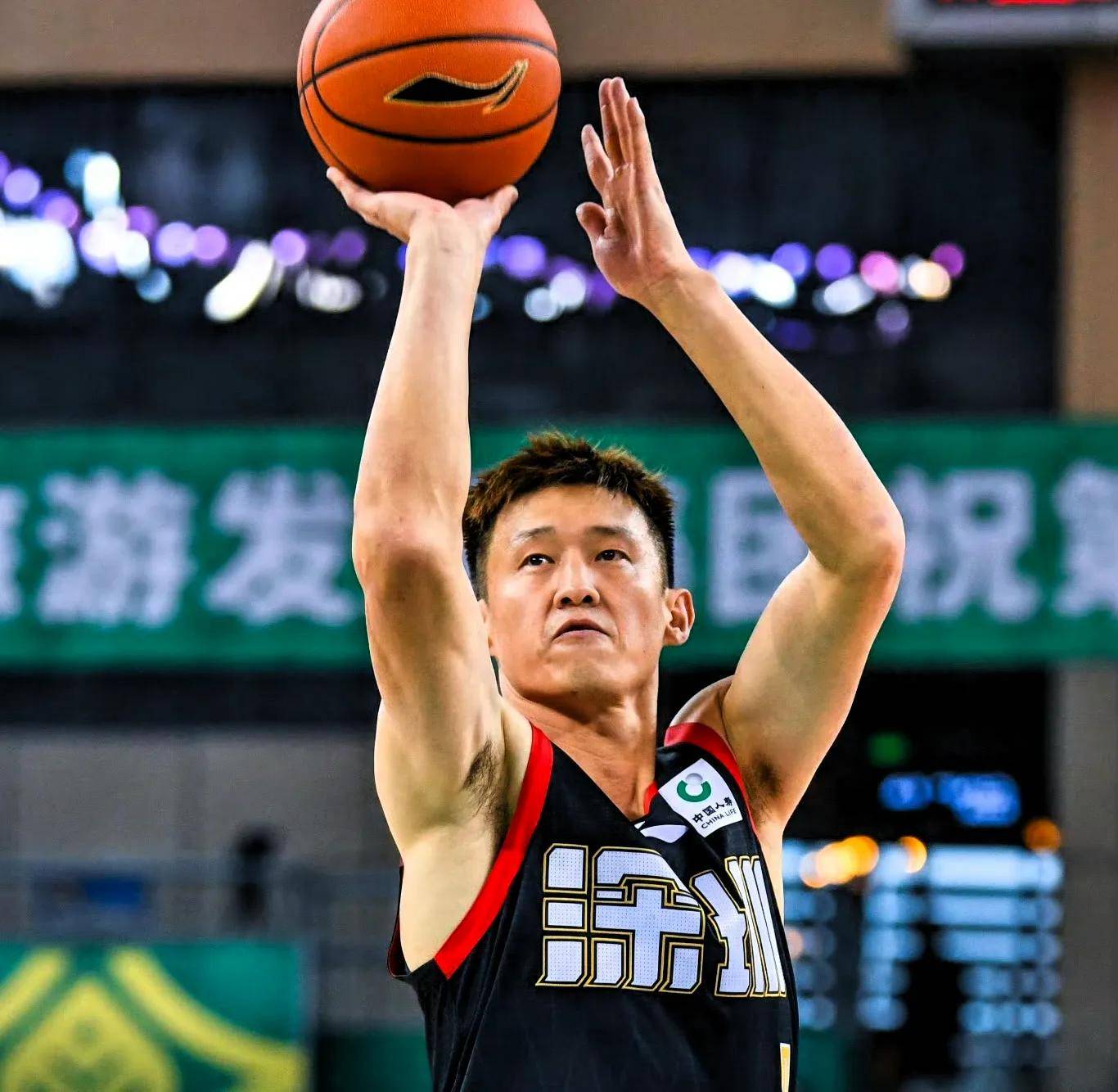 包含新奥尔良鹈鹕关键时刻门线救险亚特兰大强势反弹备战CBA常规赛，这一次真的今晨深圳男篮备战CBA常规赛的词条