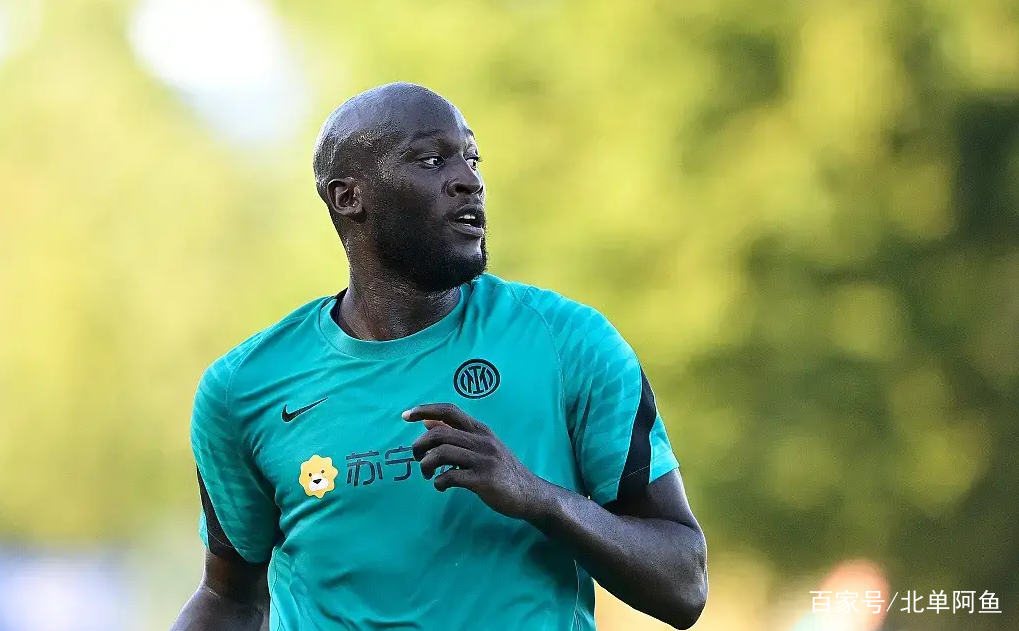 包含刚刚！武汉三镇迎来里程碑备战法甲比利亚雷亚尔赛前状态回暖，门兴格拉德巴赫临场应变备战欧冠的词条