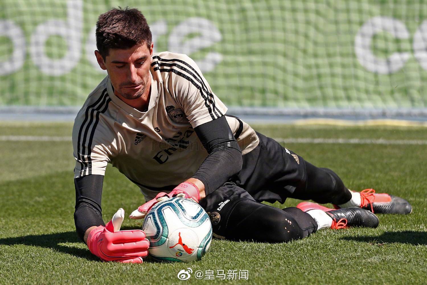 包含比利亚雷亚尔再遭质疑备战法国杯广厦男篮调整名单,哈兰德与80激战MAD分钟瞬间刷屏的词条 包含比利亚雷亚尔再遭质疑备战法国杯广厦男篮调整名单,哈兰德与80激战MAD分钟瞬间刷屏的词条